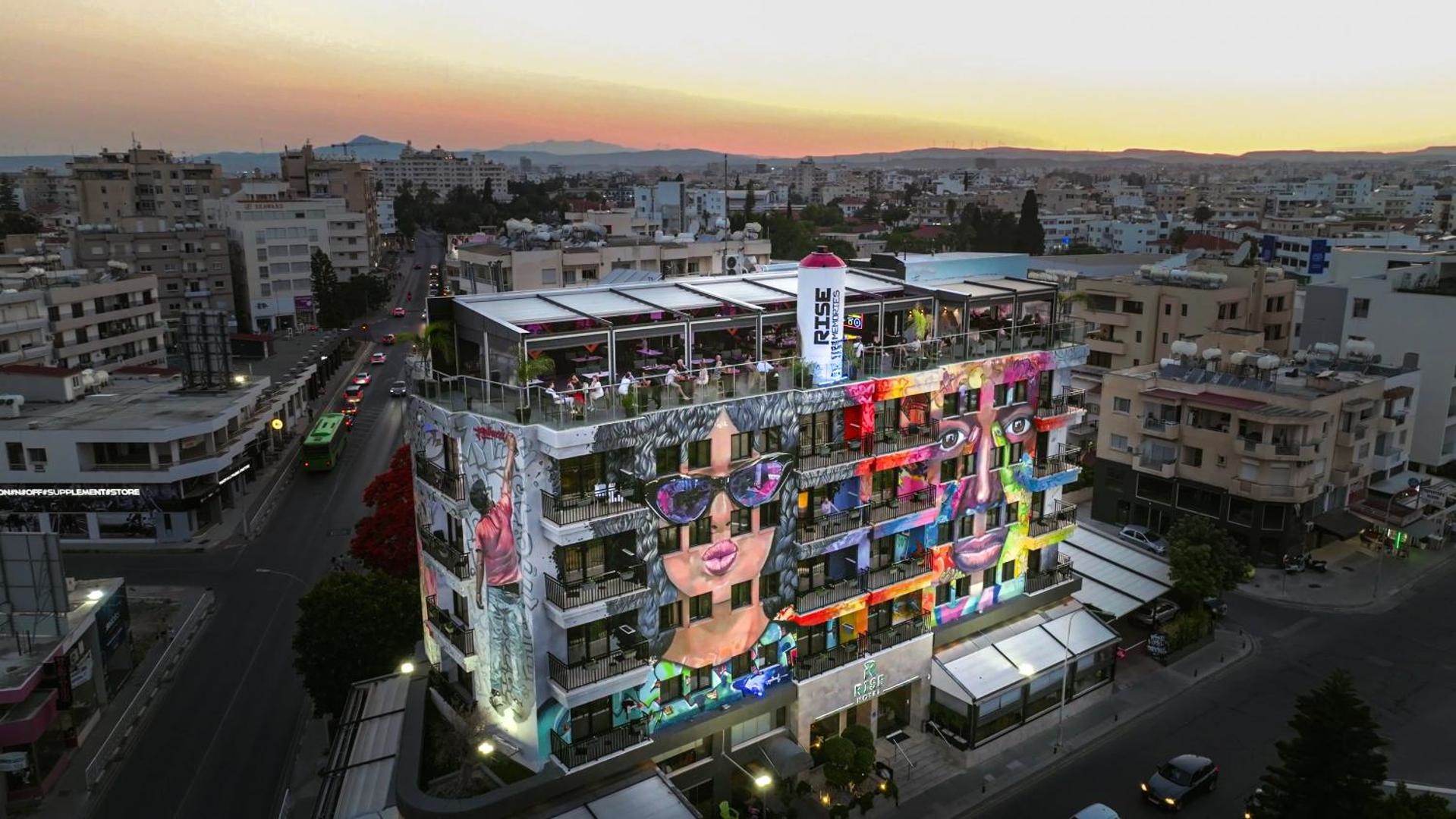 Rise Hotel