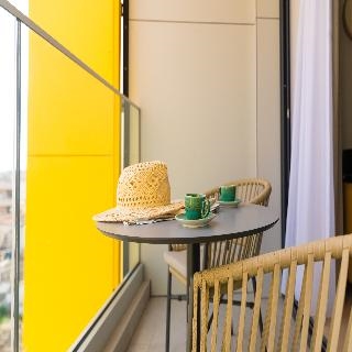 Hotel Indigo Larnaca - Adults Only 2
