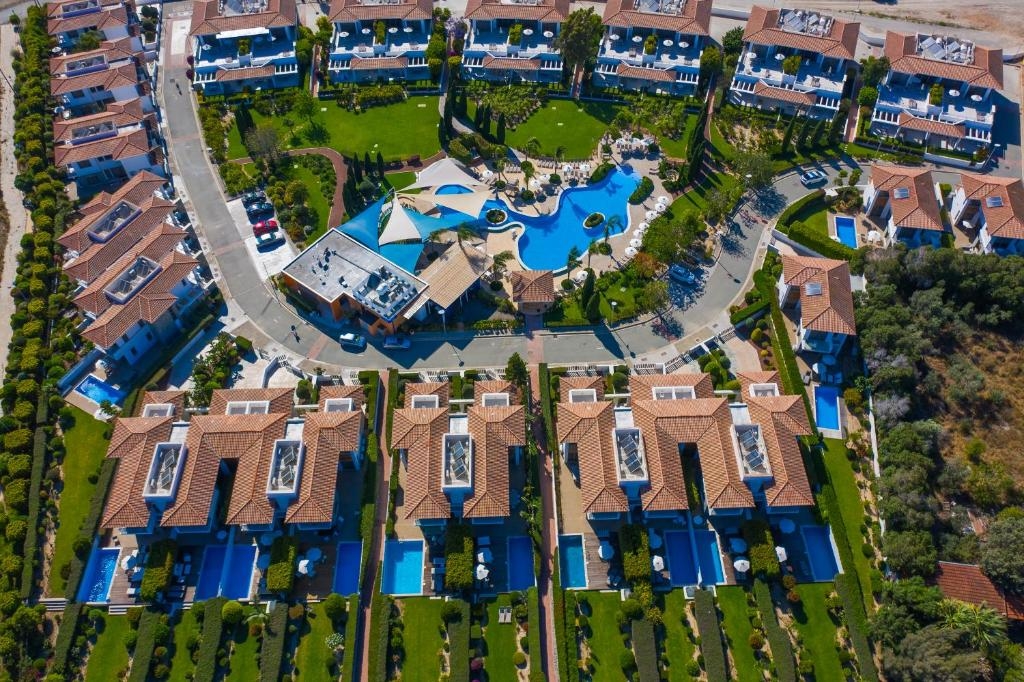 Atlantis Gardens Apartments & Villas 2