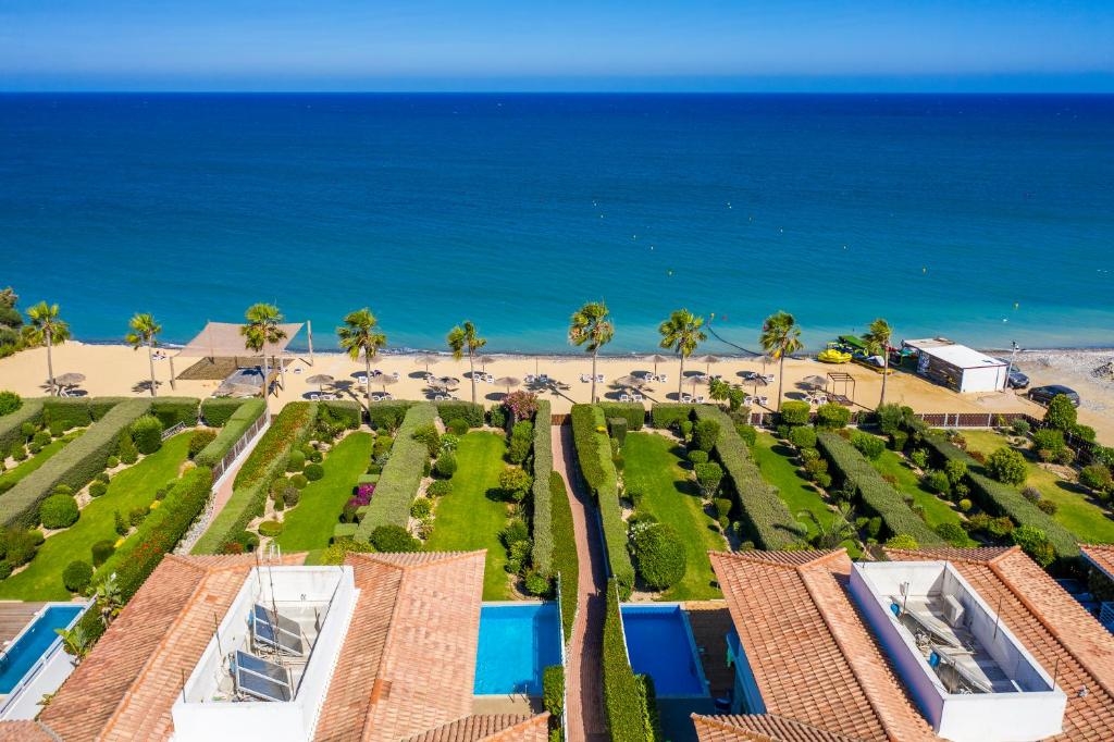 Atlantis Gardens Apartments & Villas 3