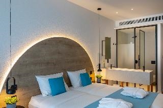 Flamingo Paradise Beach Hotel (Adults Only) 2