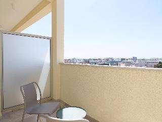 Leonardo Boutique Hotel Larnaca 3