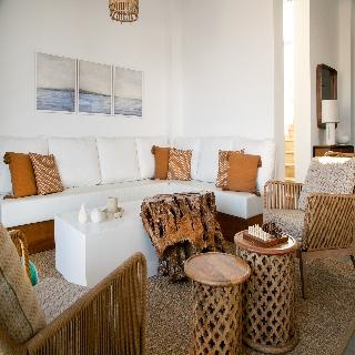 Chris Le Mare Gold Luxury Villa 4