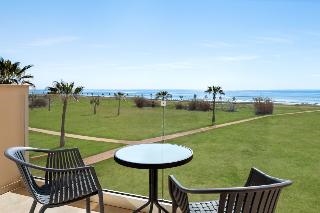 Ramada Hotel & Suites By Wyndham Ayia Napa 2