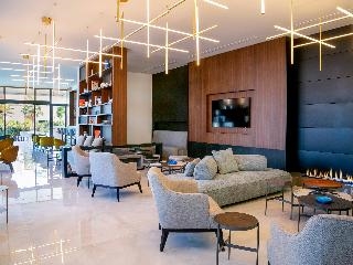Mercure Larnaca Beach Resort