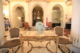 Paradise Inn Windsor Palace 3