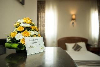Cherry Maryski Hotel 2