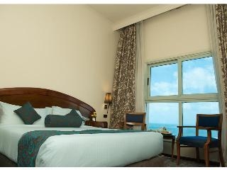 Cherry Maryski Hotel 4