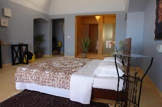 The Oasis 4