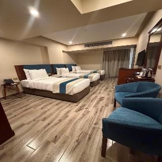 Stay Inn Pyramids 3