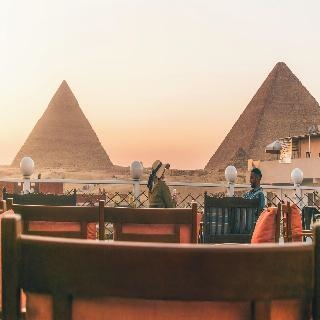 Jimmy Pyramids Hotel 2