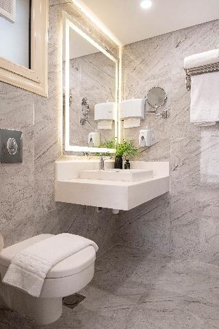 Parkside Boutique Serviced Apartments 4