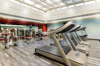 Hilton Alexandria Green Plaza 5