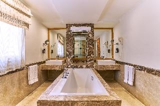 Movenpick Resort Aswan 5