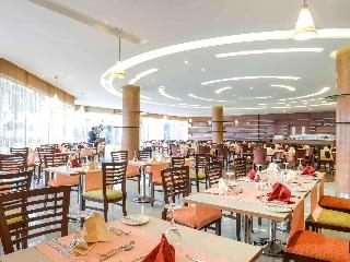 Novotel Cairo Airport 2