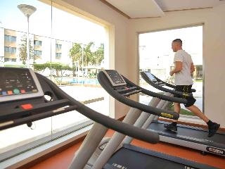 Novotel Cairo Airport 5