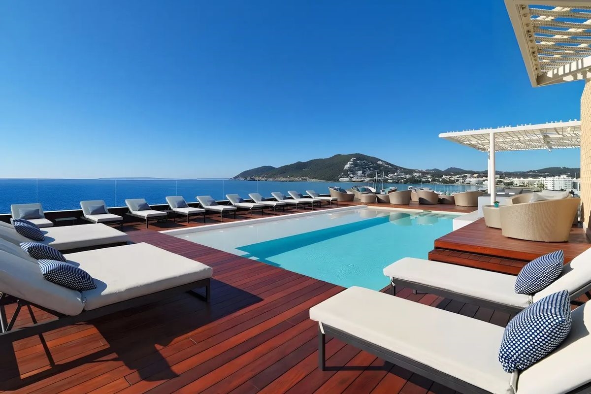Aguas de Ibiza Grand Luxe Hotel 2