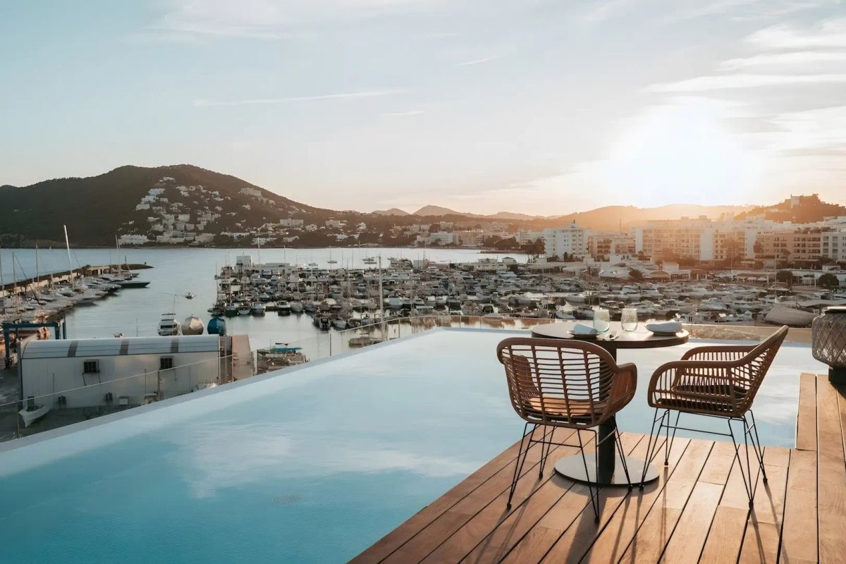 Aguas de Ibiza Grand Luxe Hotel 5