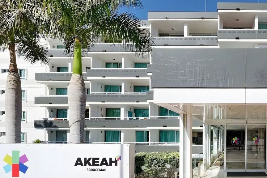 Akeah Broncemar 3