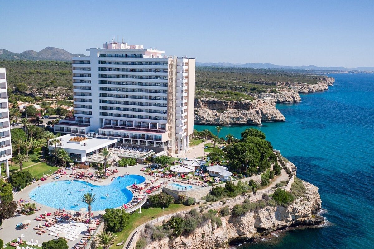 Alua Calas de Mallorca Resort