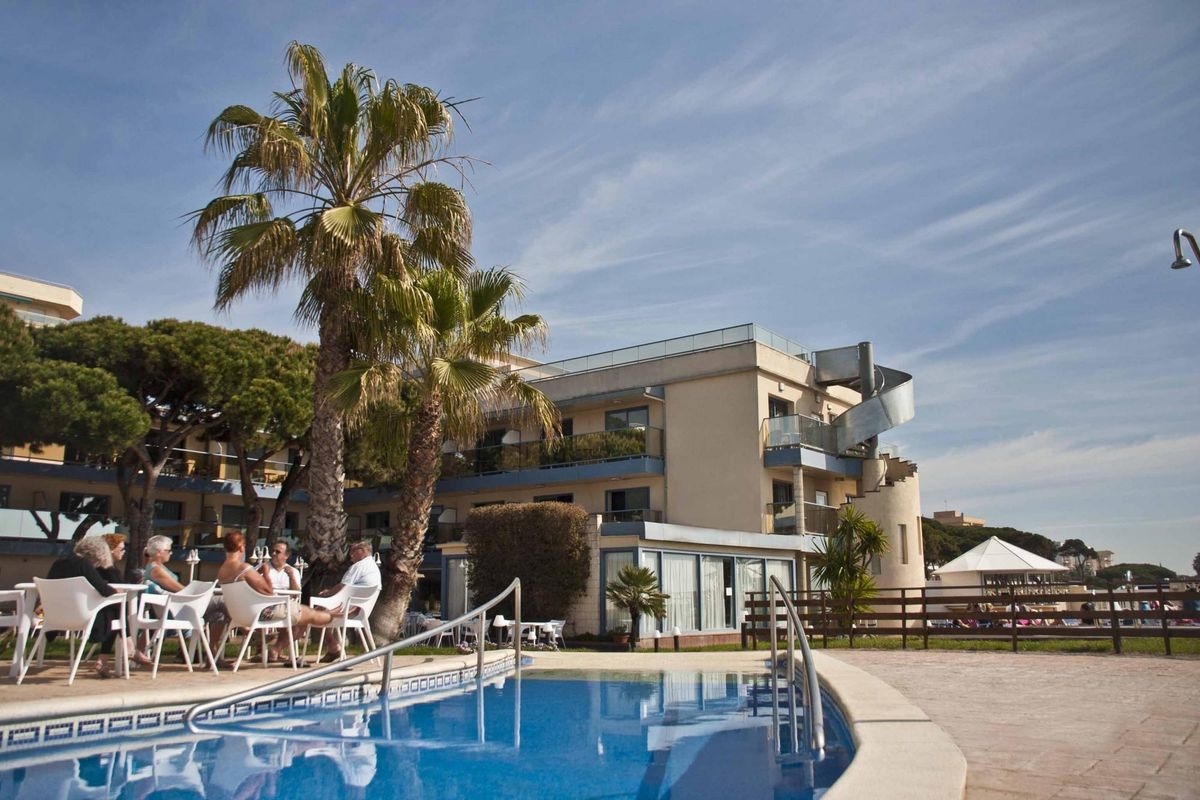 Amaraigua Adults Only