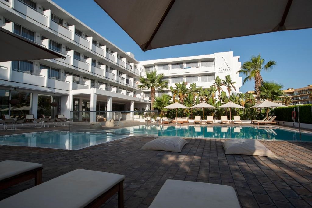 Anfora Ibiza 2