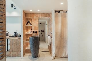 Bonito Ibiza by O Beach 2