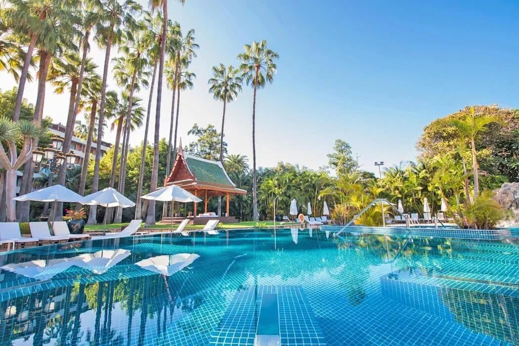 Botanico and The Oriental Spa Garden