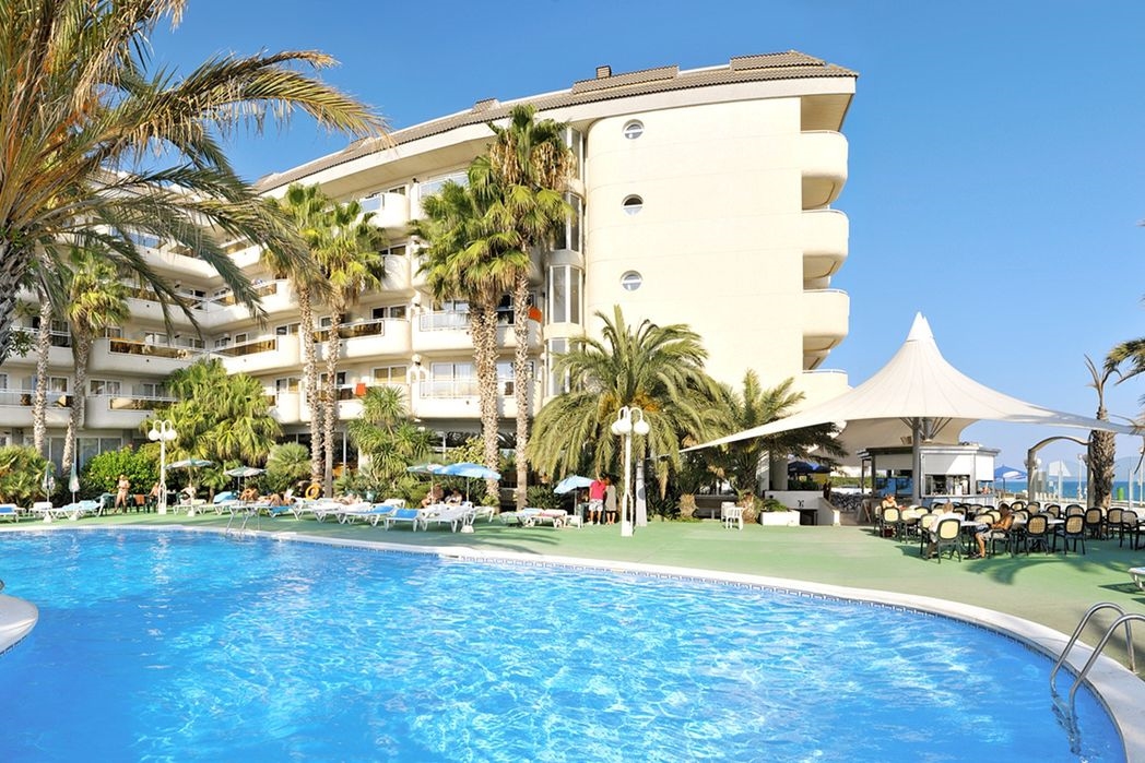 Caprici Beach Hotel & Spa 2