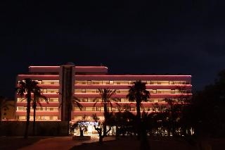 El Hotel Pacha - Includes entrace to Pacha Club 5