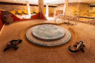 Europe Villa Cortes 5