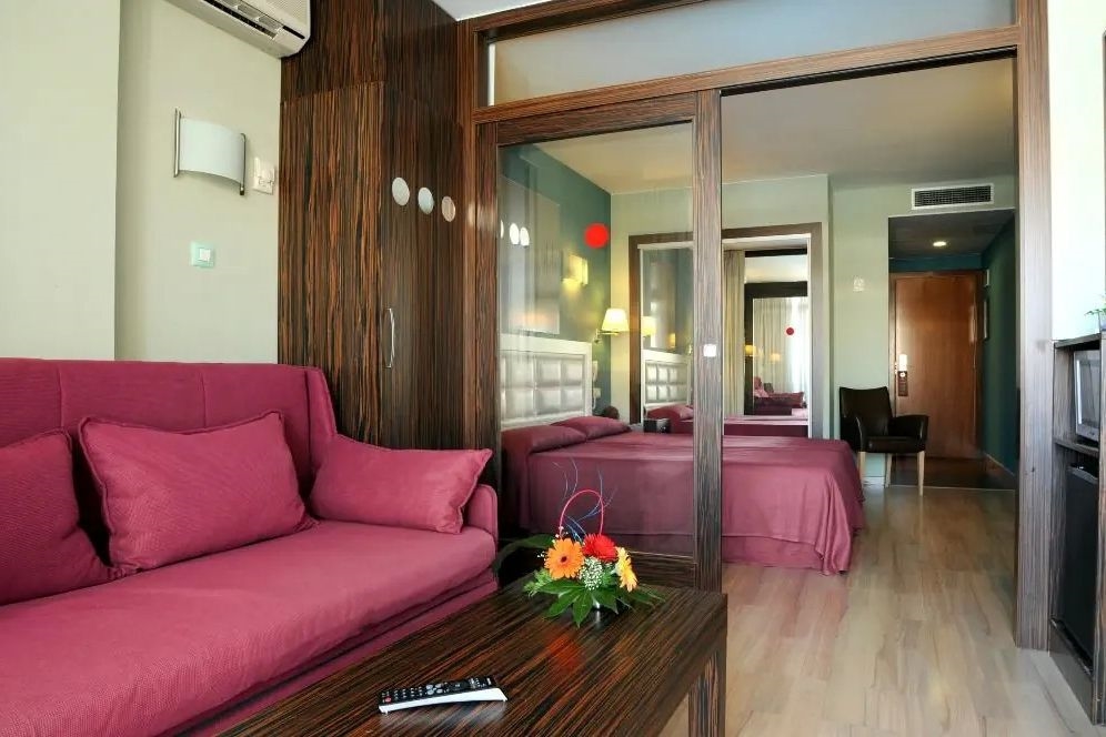Evenia Olympic Palace 5