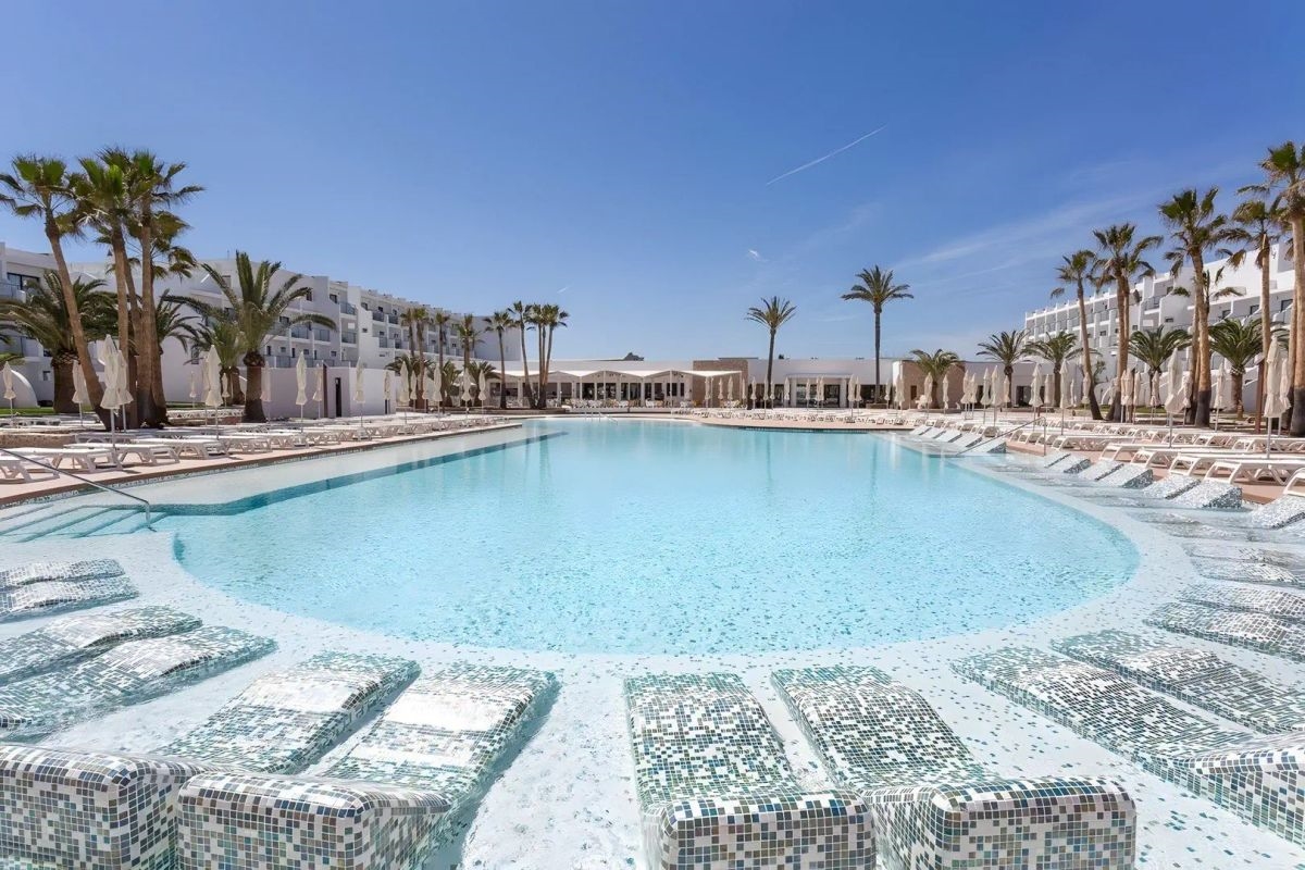 Grand Palladium White Island Resort & Spa 2