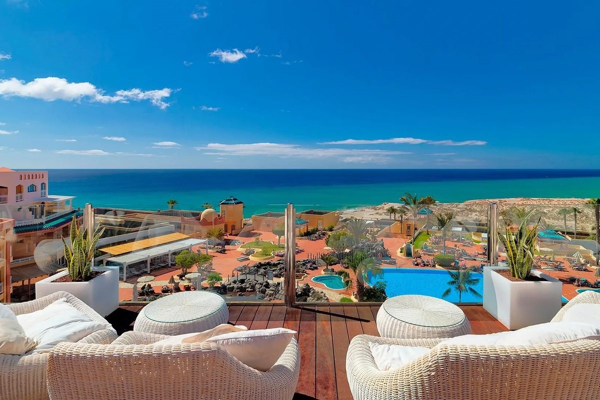 H10 Playa Esmeralda - Adults Only 4