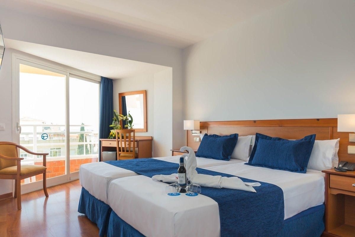 Hotel Costa Malaga by Pierre & Vacances Adults 2