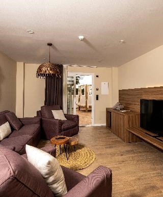 Hotel Eques Petit Resort 4