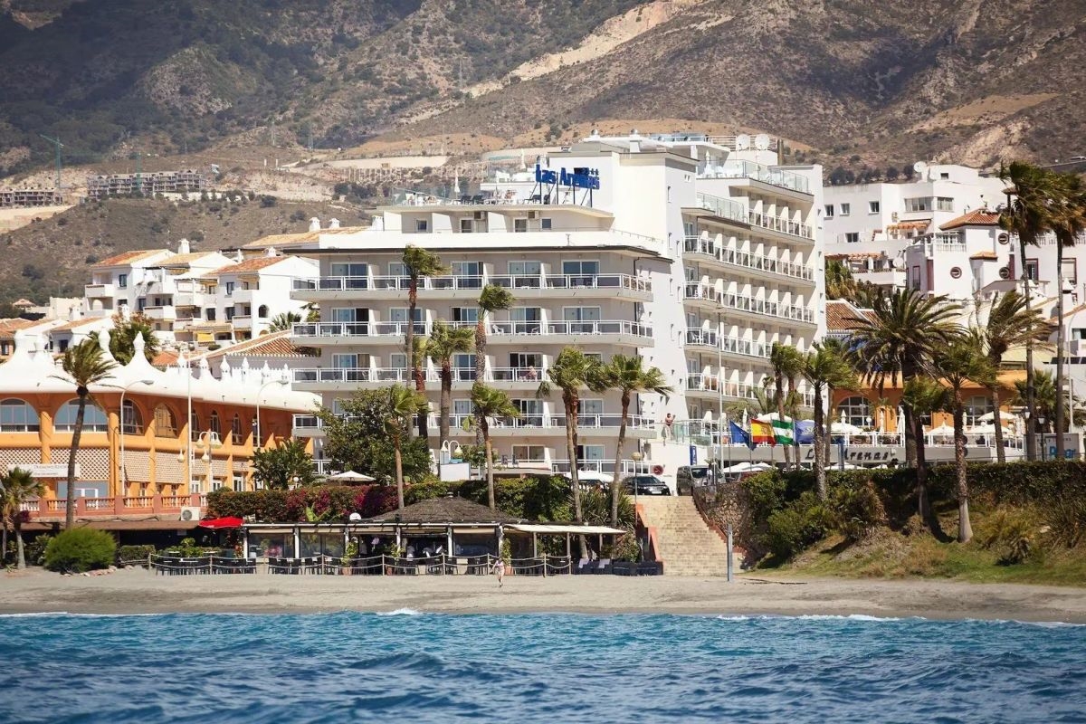 Hotel Las Arenas Affiliated by Meliá 2