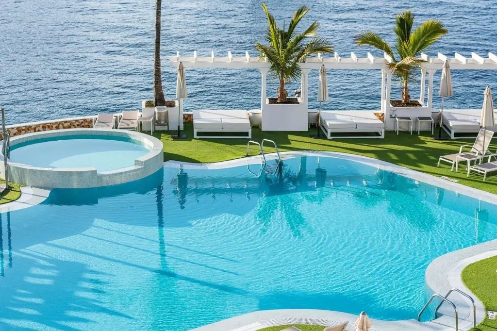 Hotel LIVVO Puerto de Mogán 5