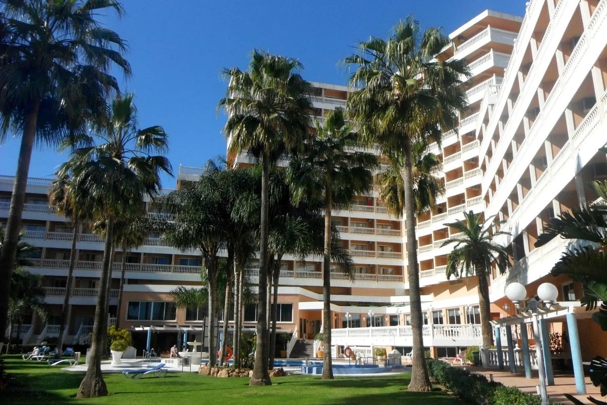 Hotel Parasol by Dorobe 4