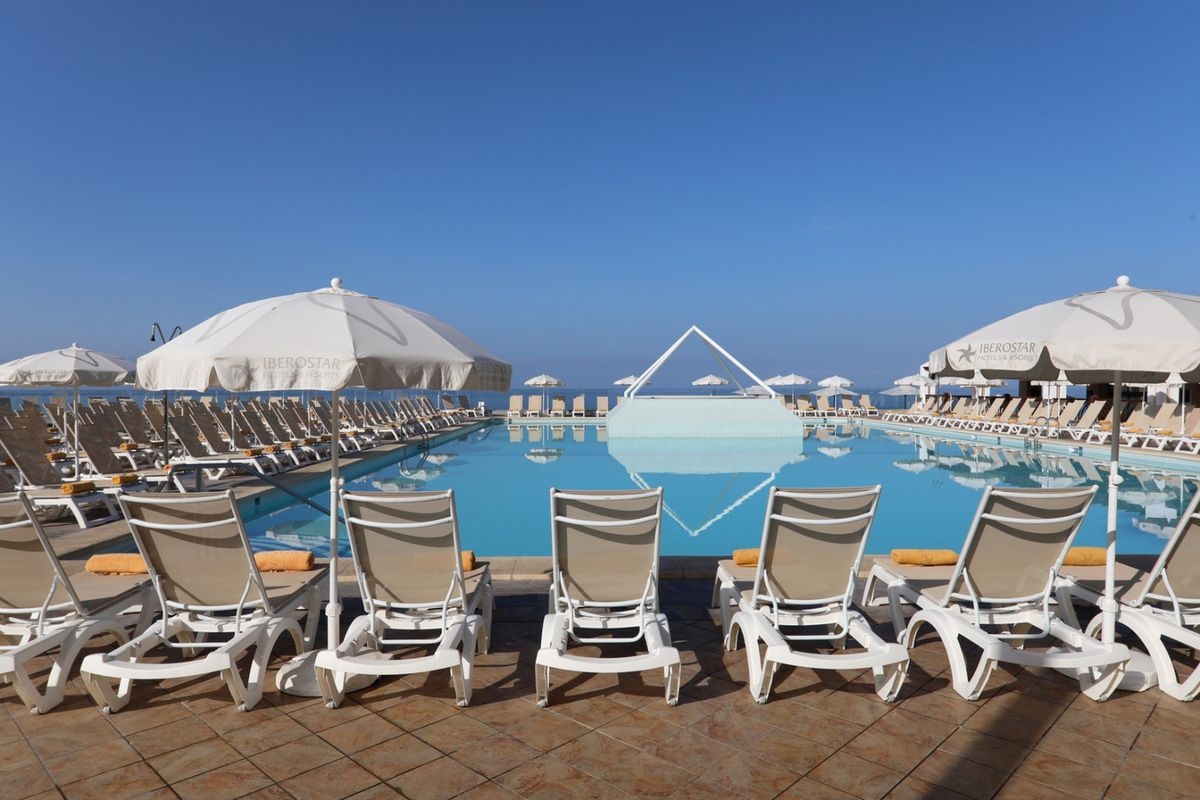 Iberostar Waves Bouganville Playa 5