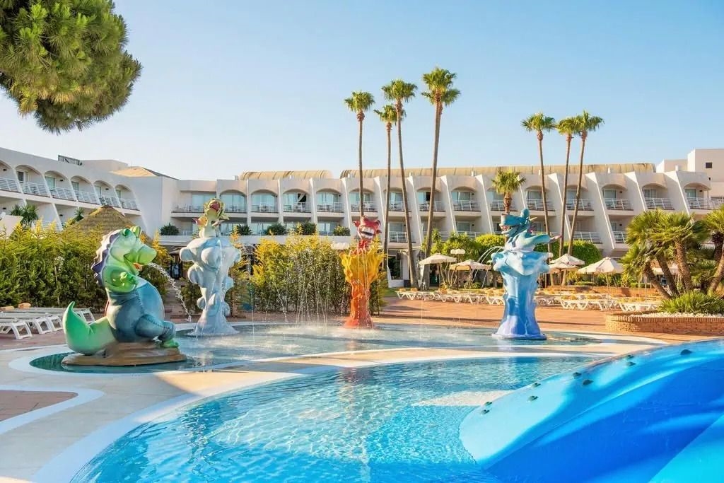 Iberostar Waves Royal Andalus 4