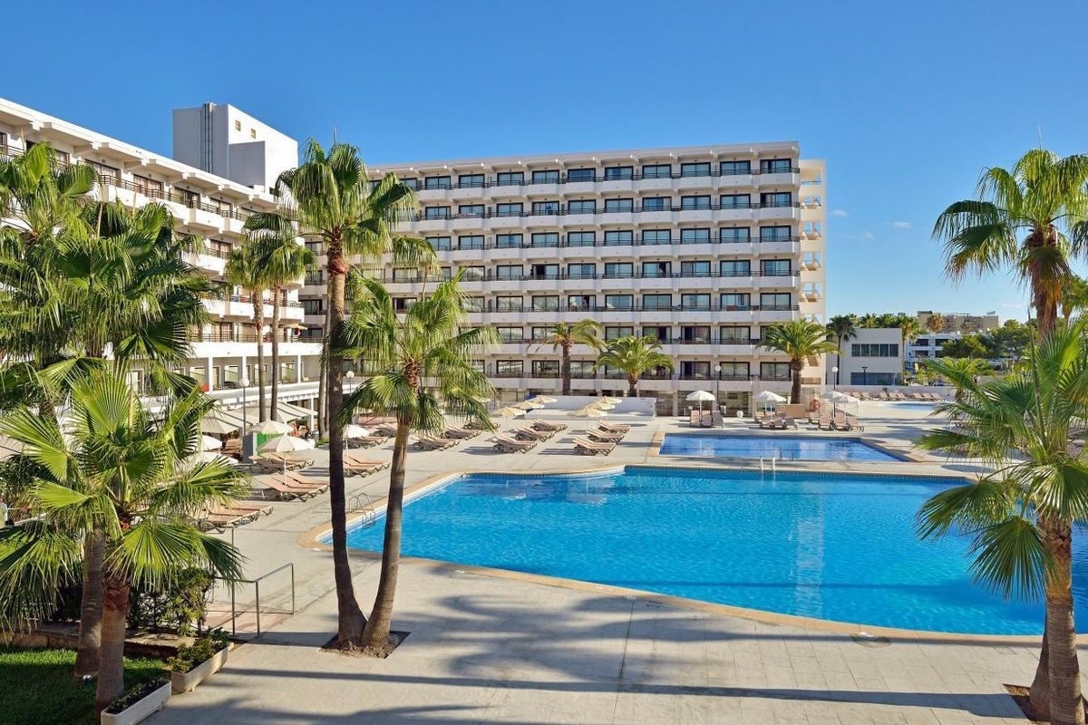 Innside by Melia Alcudia