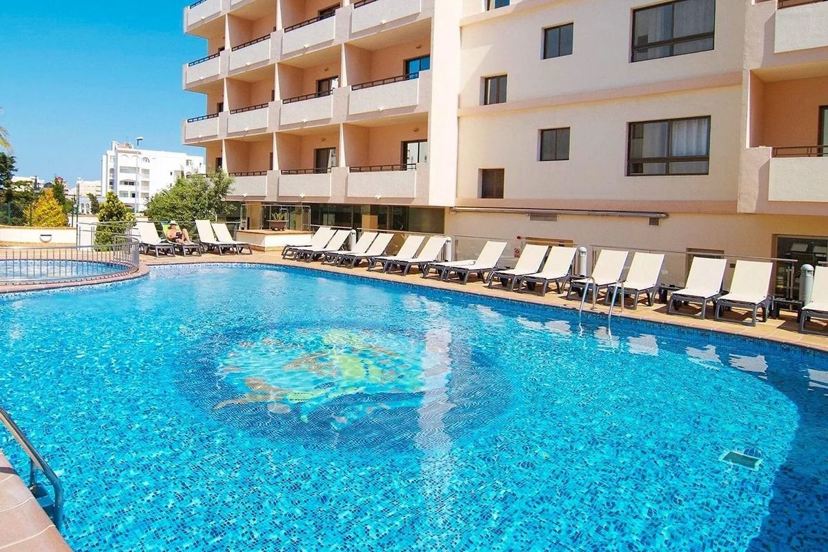 Invisa Hotel La Cala