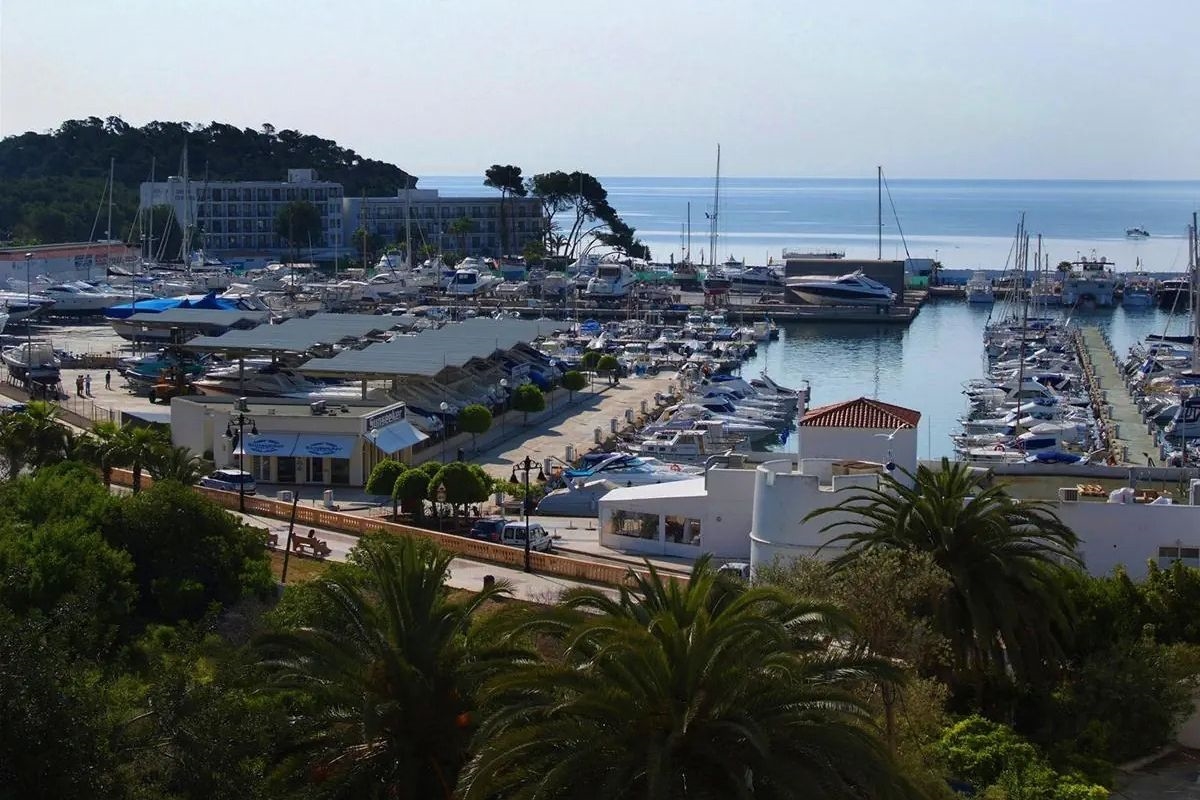 Invisa Hotel La Cala 2