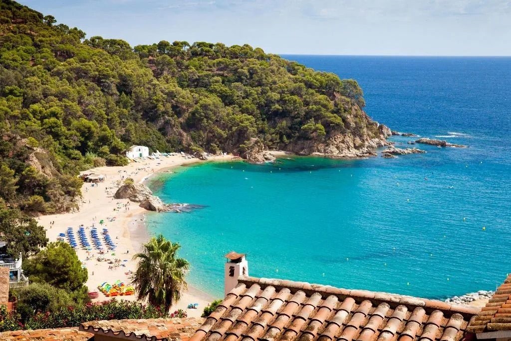 L'Azure Hotel 5