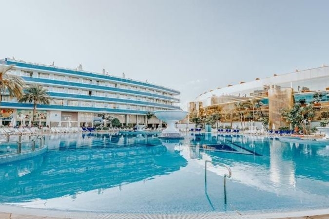 Mediterranean Palace 3
