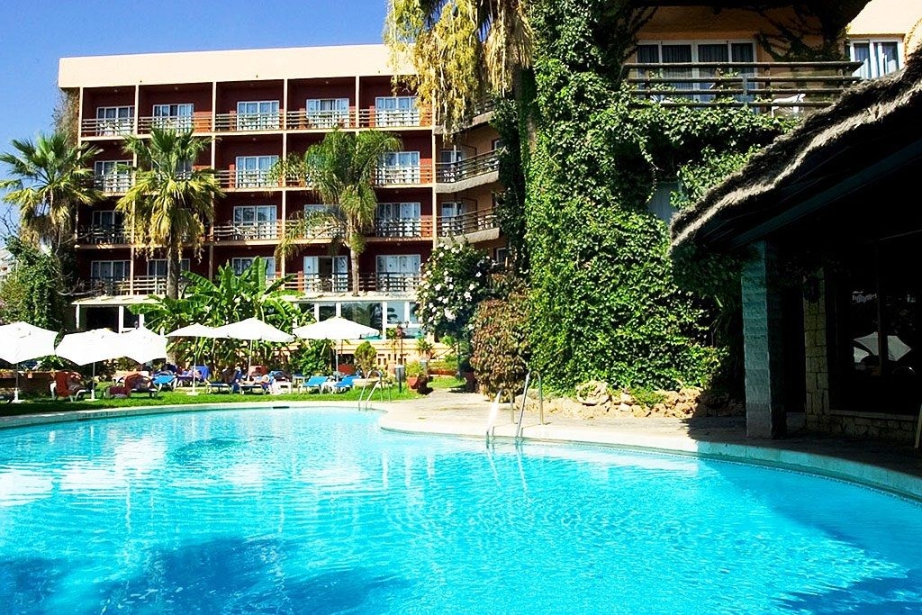 MS Tropicana 2