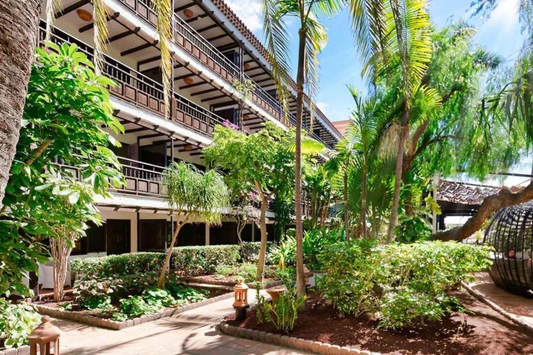 Parque Tropical 2