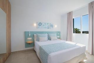Pierre & Vacances Menorca Cala Blanes 5