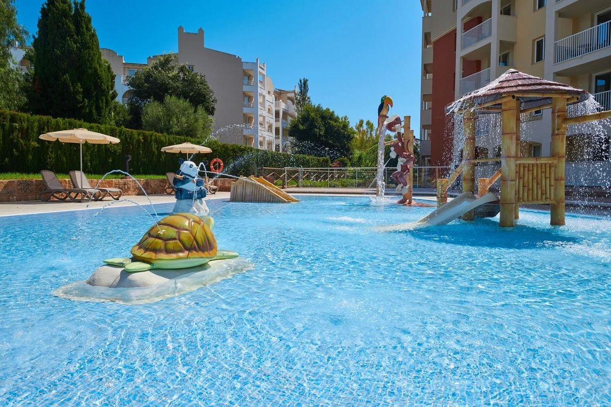 Protur Badia Park Aparthotel 4